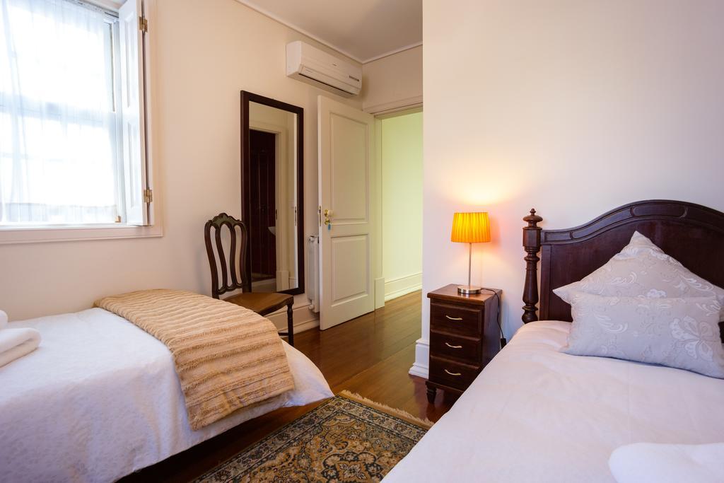 Old City Guest House براغا الغرفة الصورة